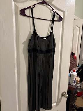 Max Studio Gray Empire Waist Pleated Babydoll Cami Dress Size M